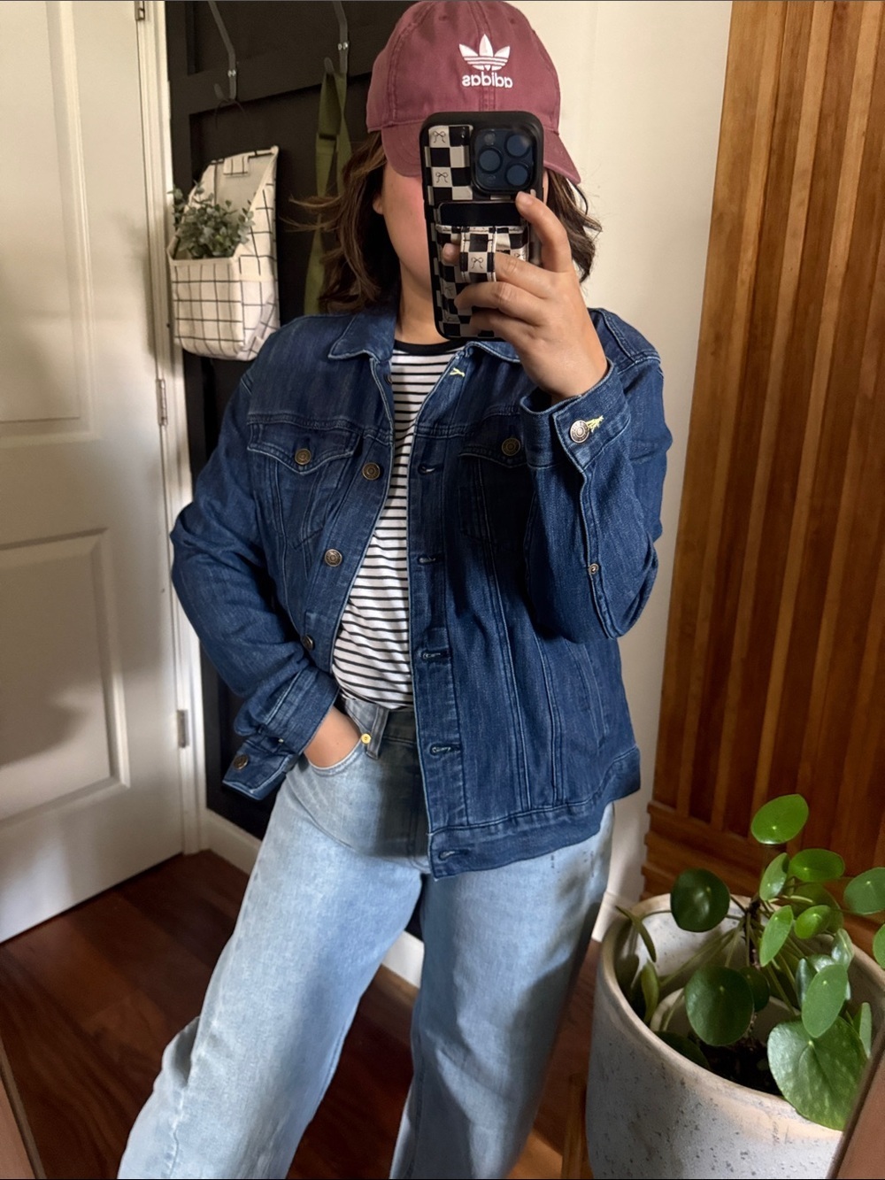 ANTHROPOLOGIE X Pilcro Farrah Relaxed Organic Cotton Denim Jacket. XS Run Big